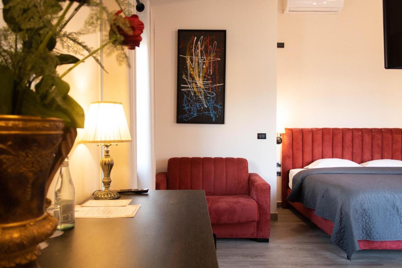 Venis Hotel