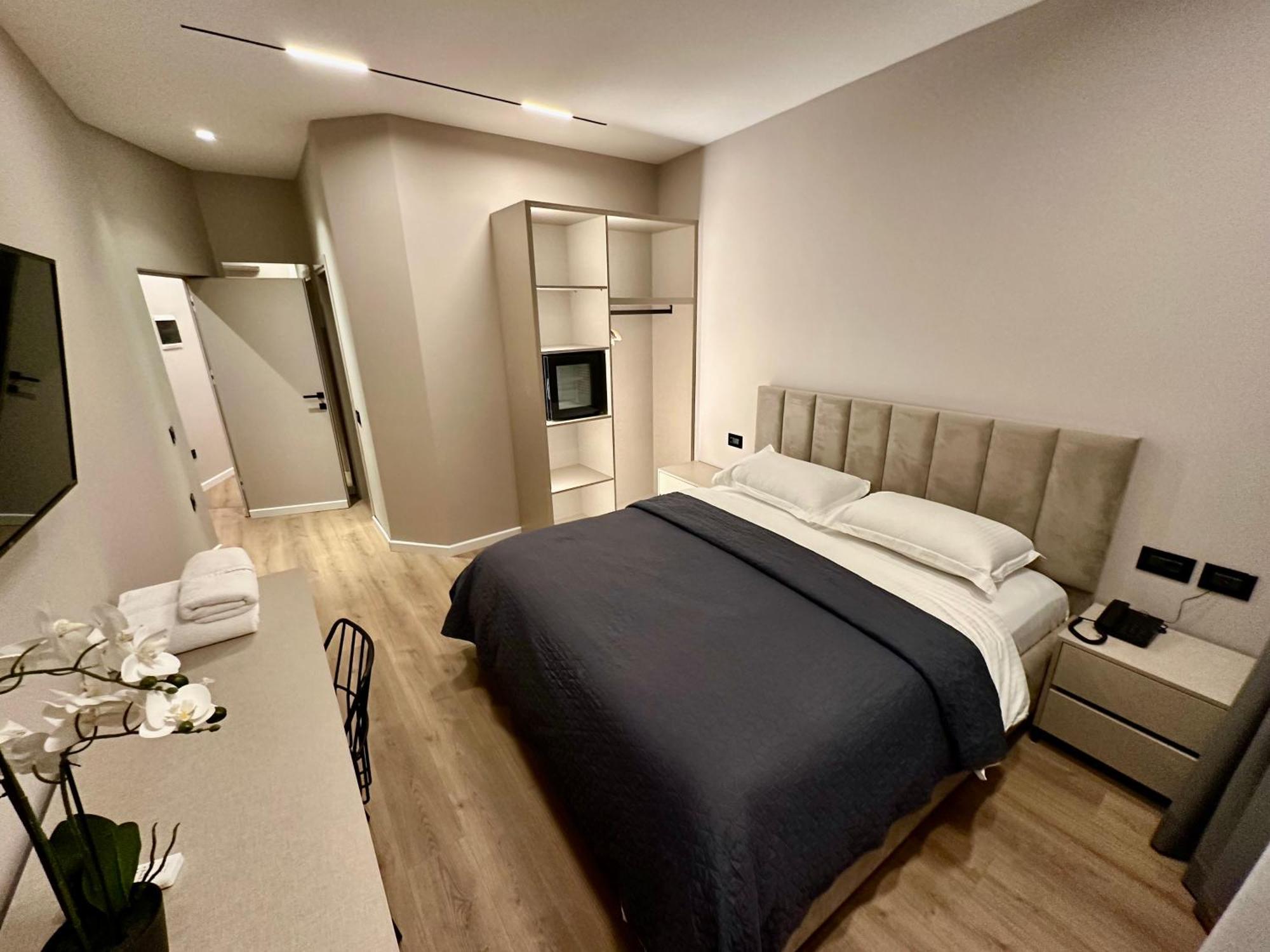 Venis Hotel Tirana